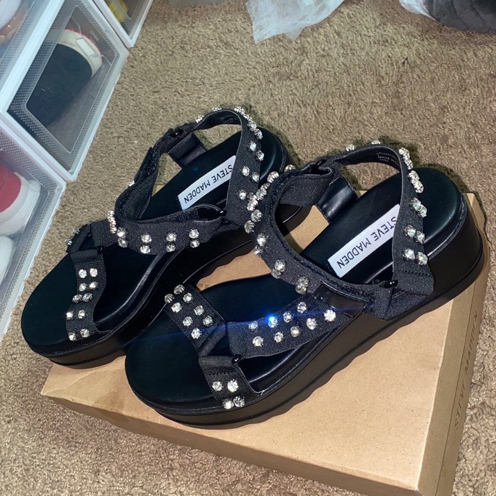 Brand new Steve Madden rhinestone platform sandals